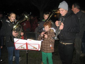2014 Traditionelles Tannenbaumschmücken